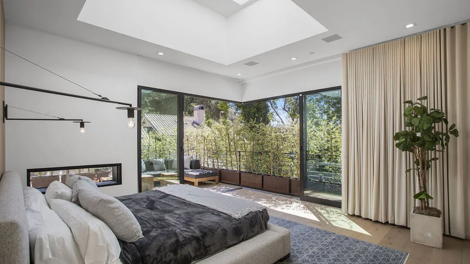 What to Do After Finalizing Your Fire Insurance Claim: Keep the Lot or Sell?