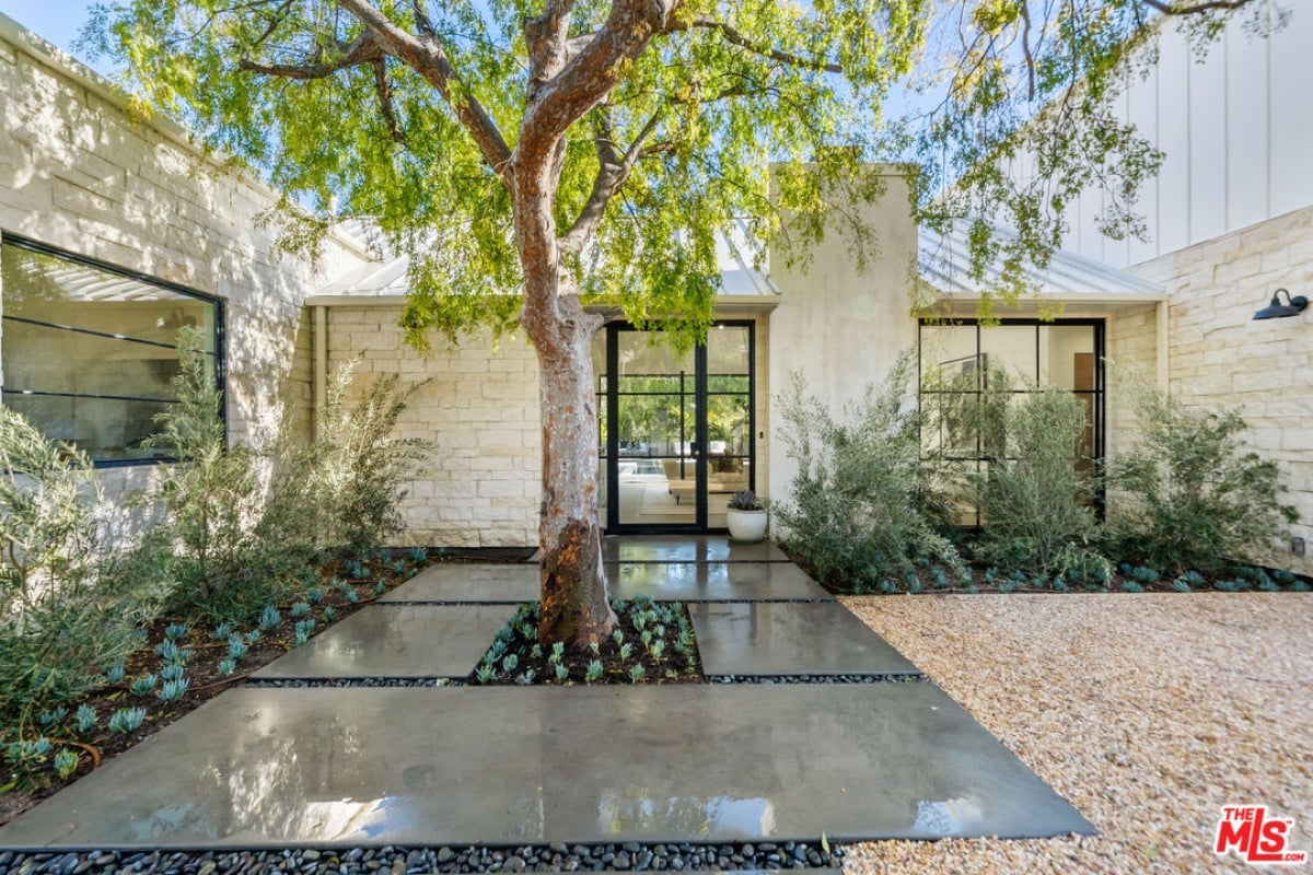 &ldquo;The Hideaway HH,&rdquo; 7932 Woodrow Wilson Drive, Hollywood Hills — a realized Thornton Development Group exit