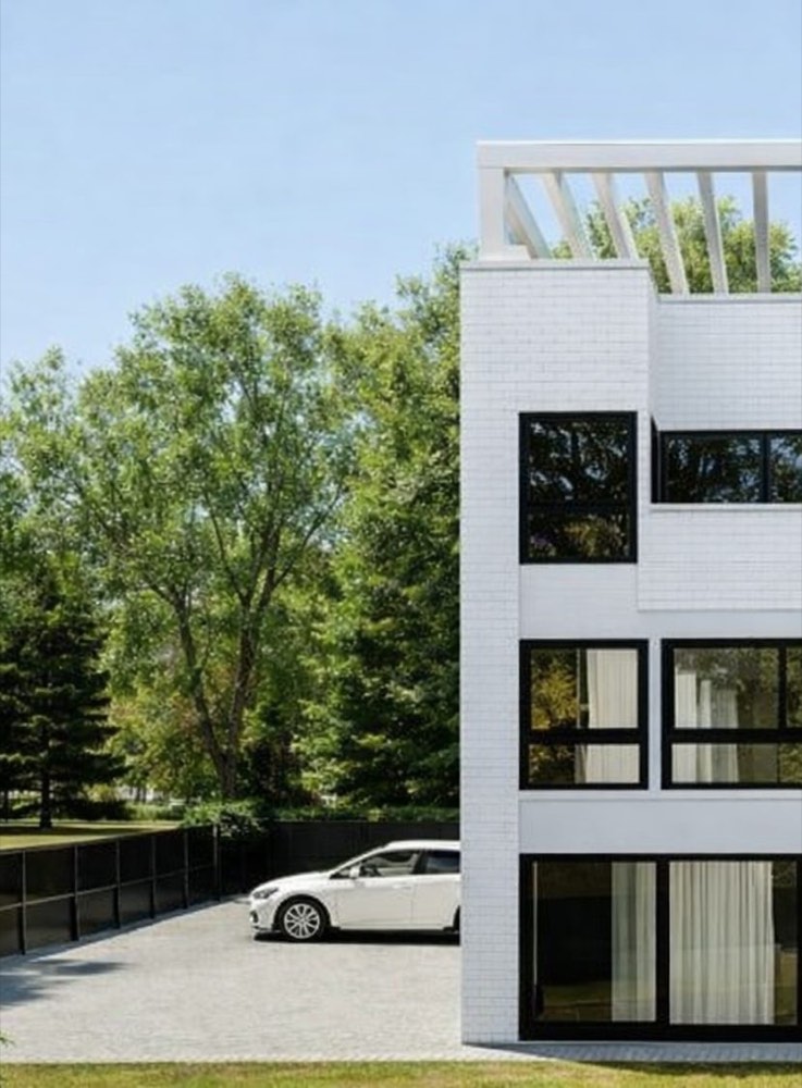 &ldquo;The SAMO IX&rdquo; — street elevation