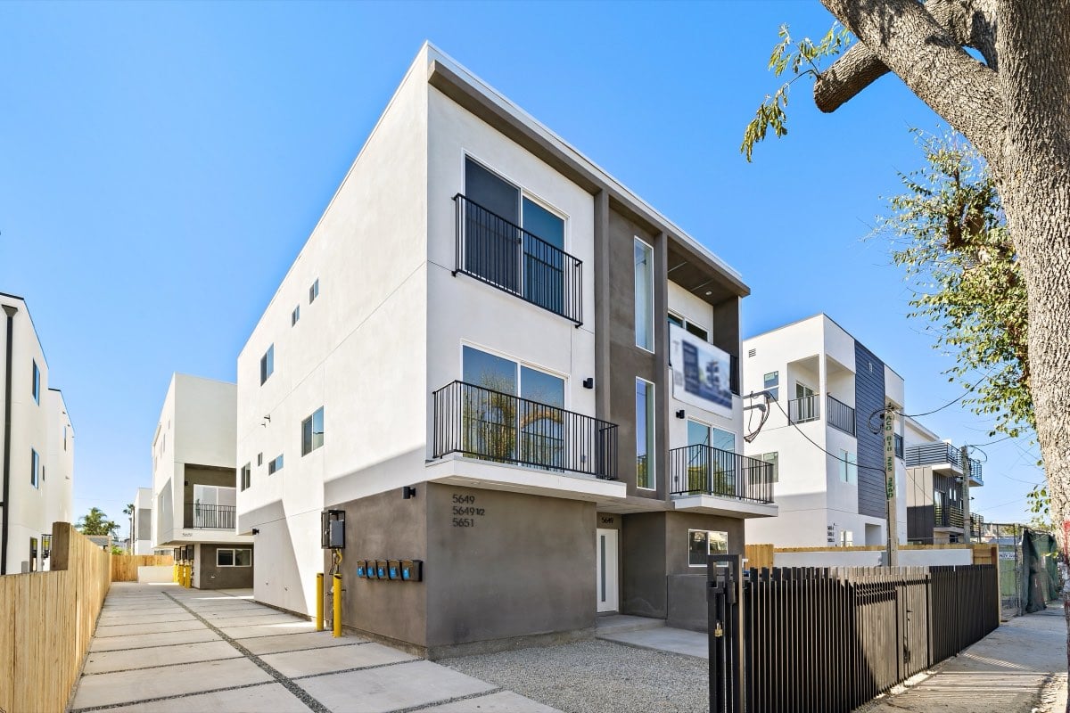 &ldquo;The Case V&rdquo;, 5651 Case Avenue, North Hollywood