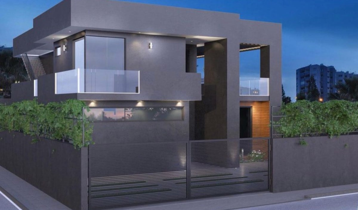 The VC IV, Sherman Oaks
